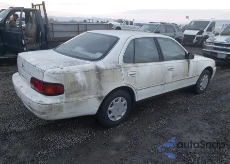 1996 Toyota Camry Dx/Le/Xle from USA, damaged, VIN JT2BG12K6T0383982